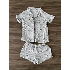 Nicole Miller Short Sleeve Blue Floral Pajama Set Women’s (Size S)